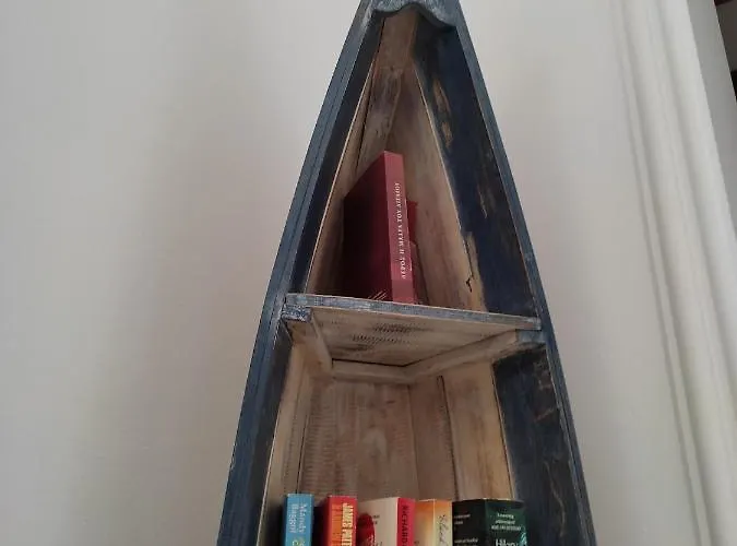 Cassandra Chalki Town